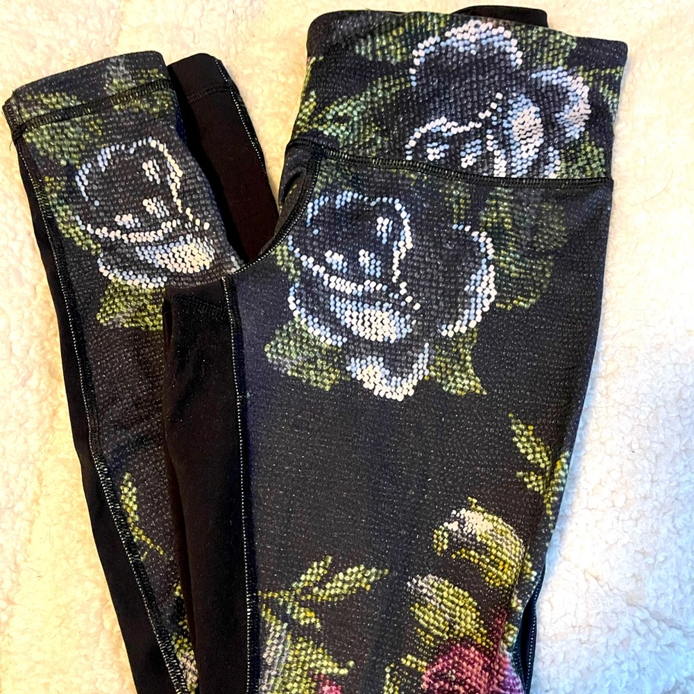 Lululemon size 8 leggings